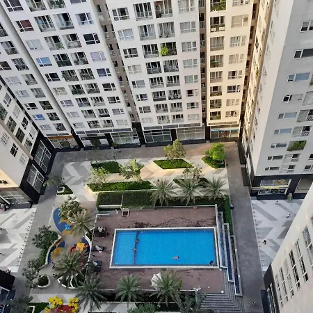 Apartment Sky Center Thap A Gan San Bay Tan Son Nhat